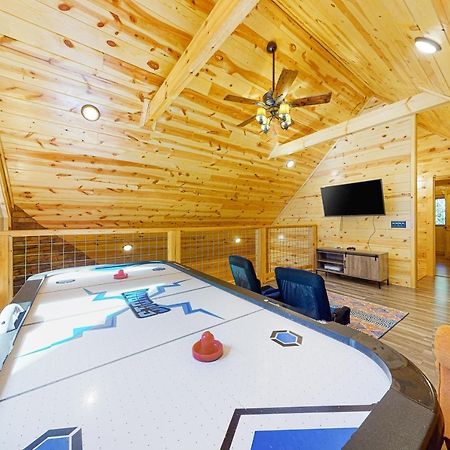 Knotty Escape Villa Gatlinburg Dış mekan fotoğraf