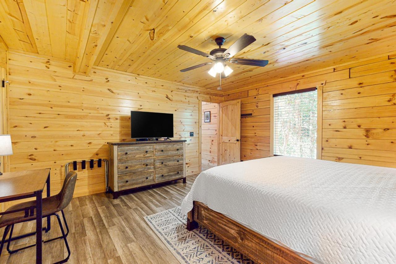 Knotty Escape Villa Gatlinburg Dış mekan fotoğraf