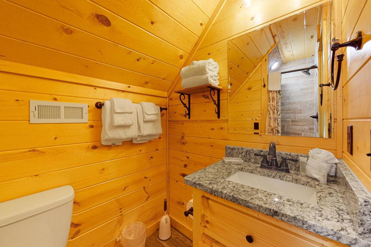 Knotty Escape Villa Gatlinburg Dış mekan fotoğraf